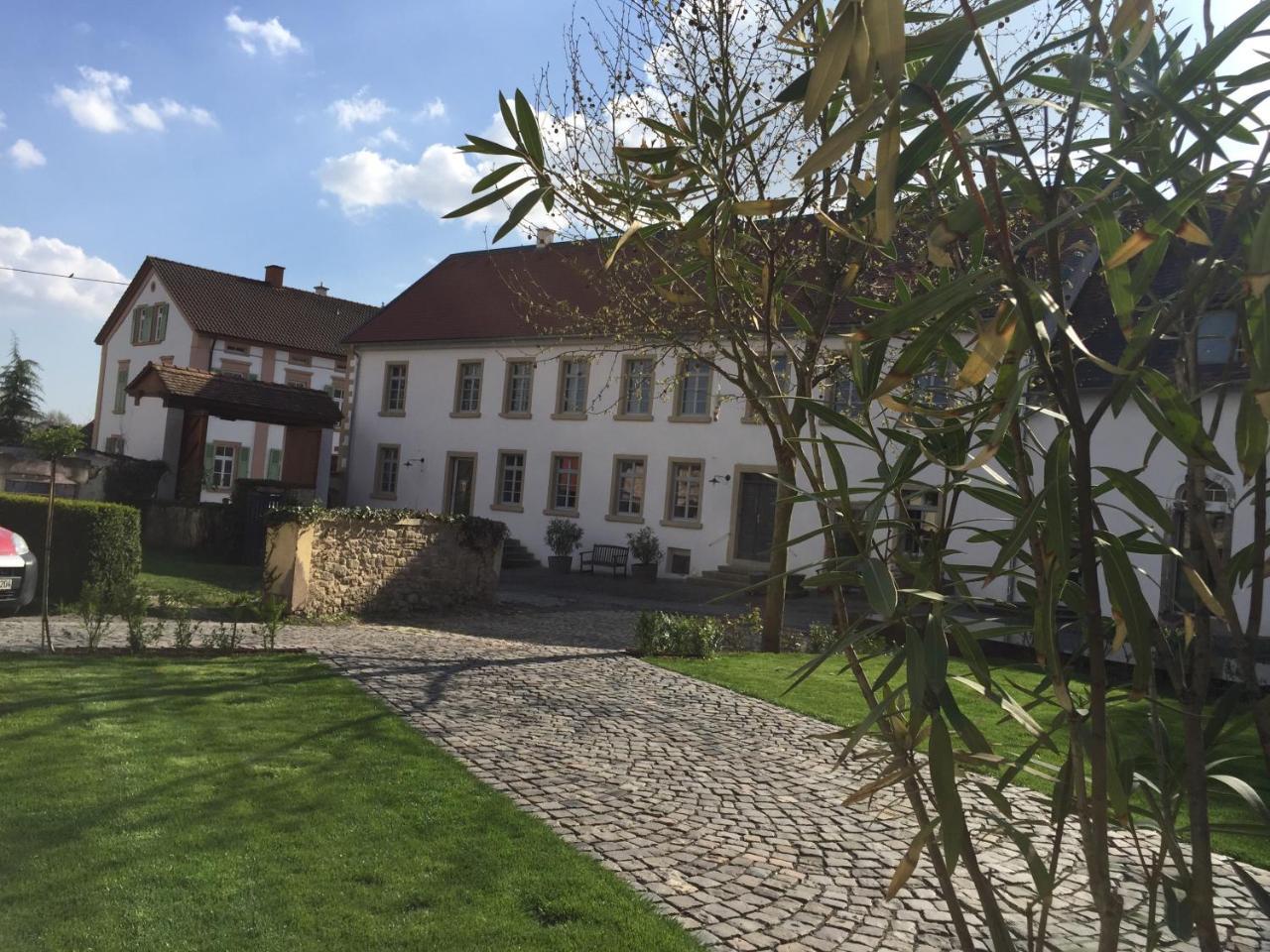 Klosterhof Weingut Boudierkoeller Stetten  外观 照片